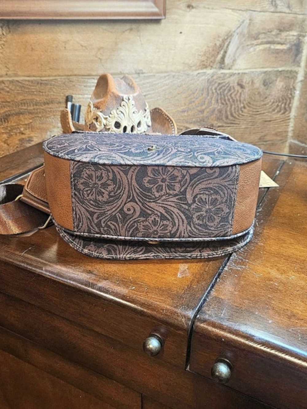 Justin Floral Crossbody Bag in Brown & Black NWT - Picture 9 of 12
